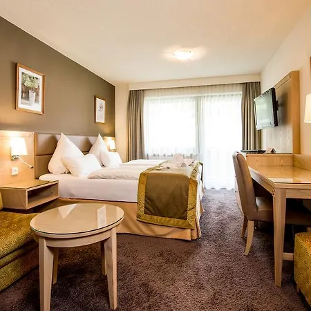 Witt Hotel 3*